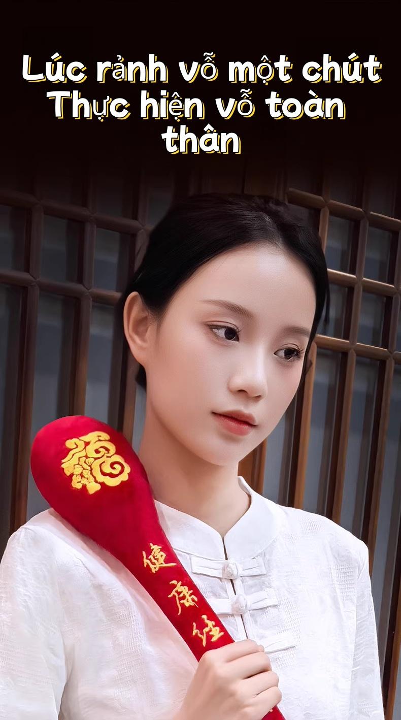 经络养生拍打套装 福字刺绣图案 柔韧耐用不易变形 使用简单方便 随时随地身体护理 带来好运